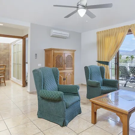 מלון דירות Royal Tenerife Country Club 4*